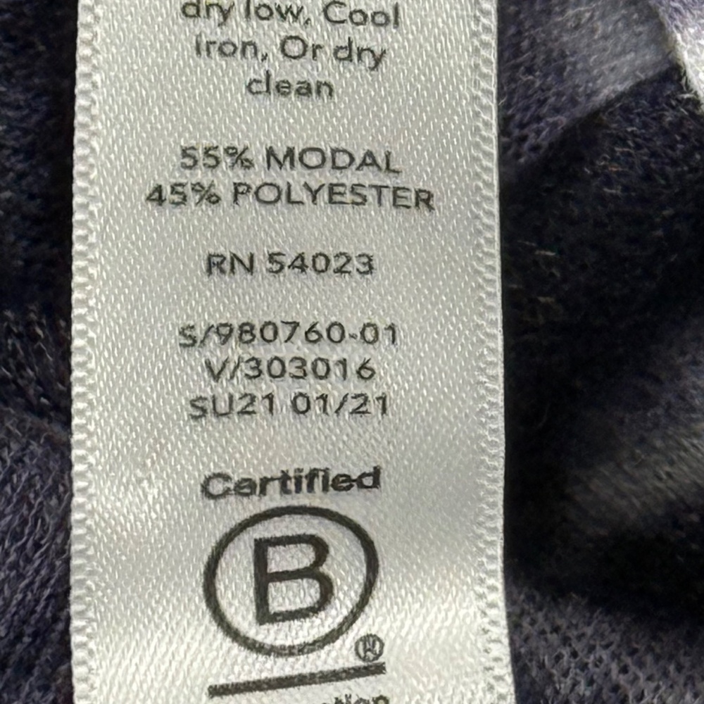 Athleta Dark Blue & White Stripes Tie Dye Sleeveless Breezy Tank Top Medium - Picture 3 of 6